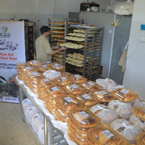 Gazze Destek is implementing a pastry project for the displaced in the northern Gaza Strip
