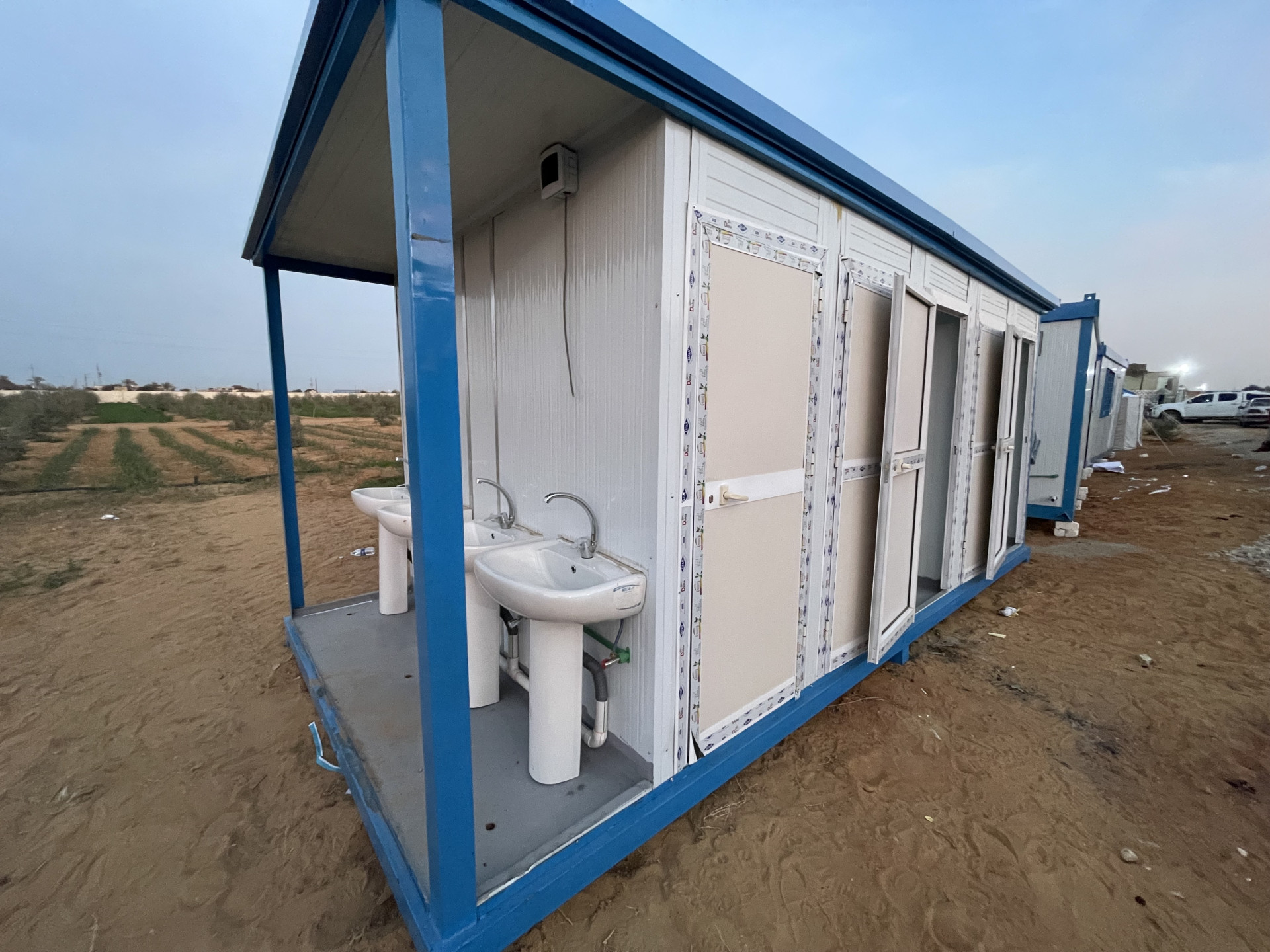 مشروع توريد كرفانات من مصر إلى قطاع غزة